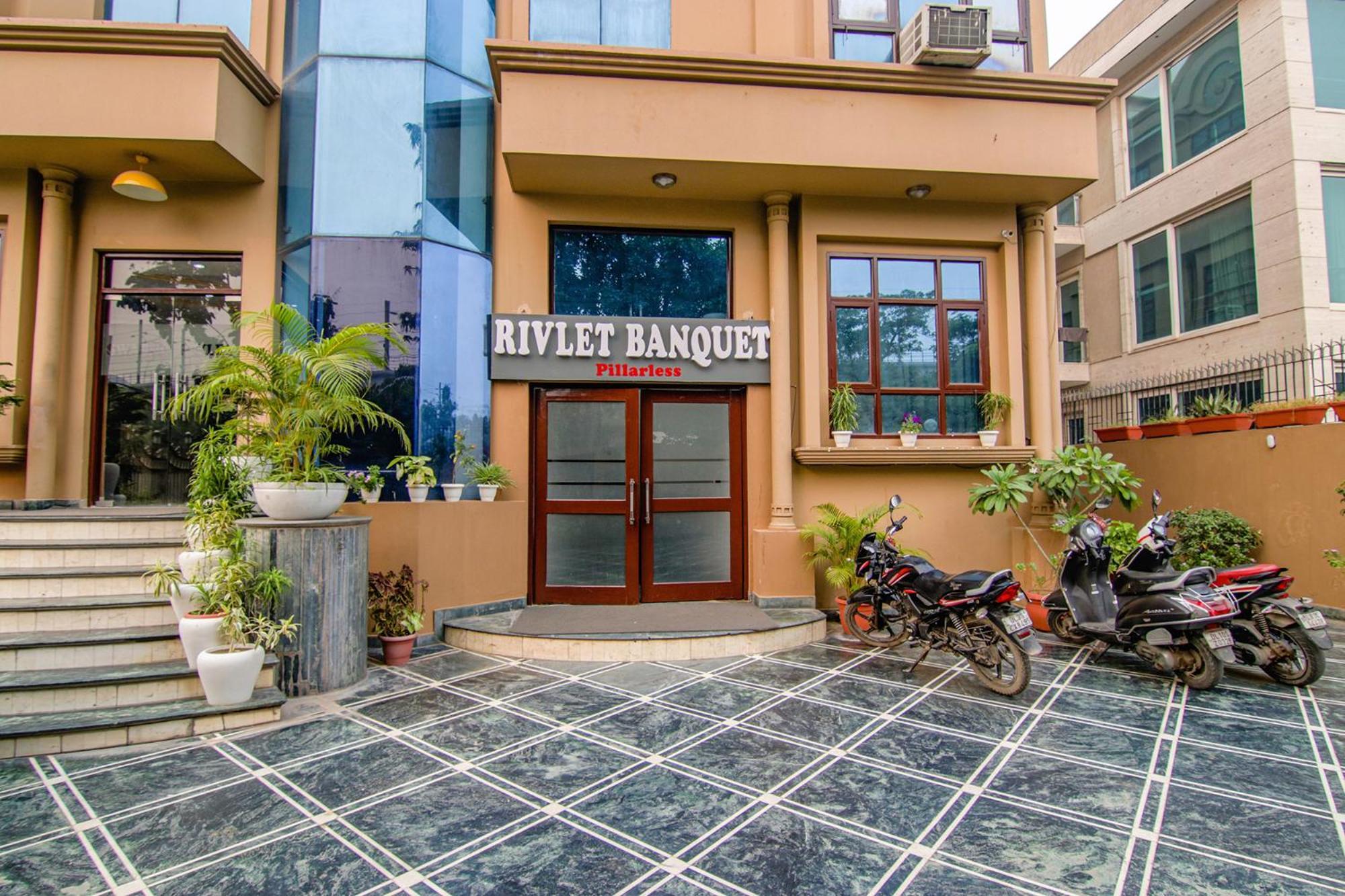 Fabhotel Prime The Rivlet Mg Road Гургаон Экстерьер фото